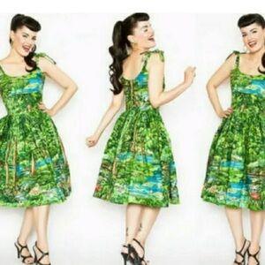 Bernie Dexter 'Jessica' dress in 'Happy Valley' waterlilies hard to find print